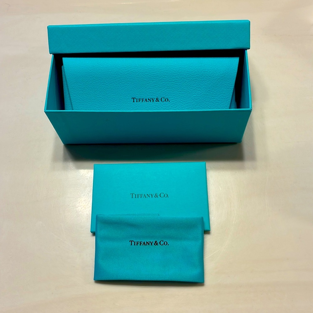 Tiffany & Co. Sunglass/eyeglass case